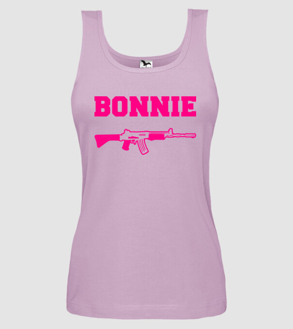 Bonnie model liliachiu pe tricou