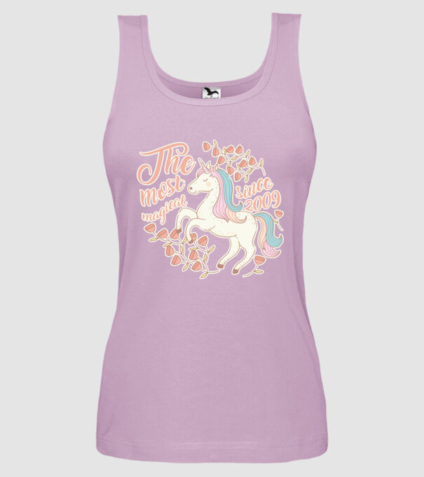 The most magical unicorn 1979 model liliachiu pe tricou