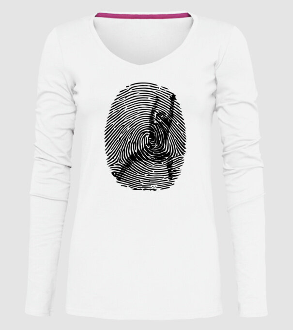 fingerprint model alb pe tricou