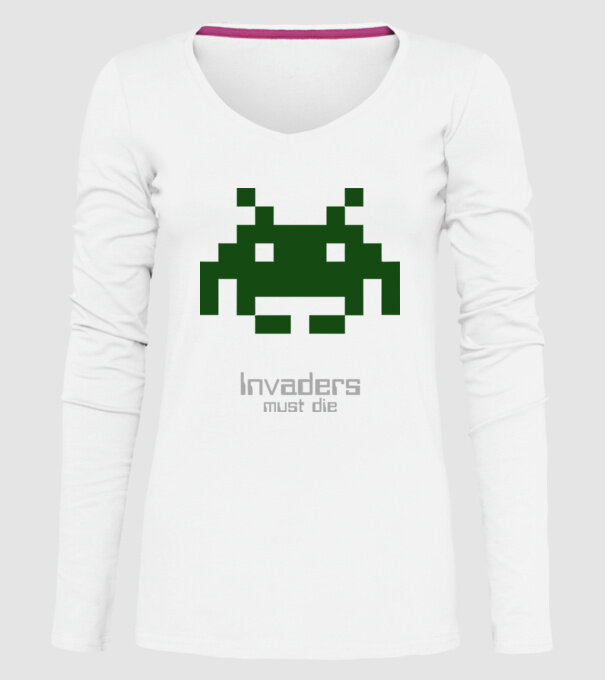 Invaders Must Die model alb pe tricou