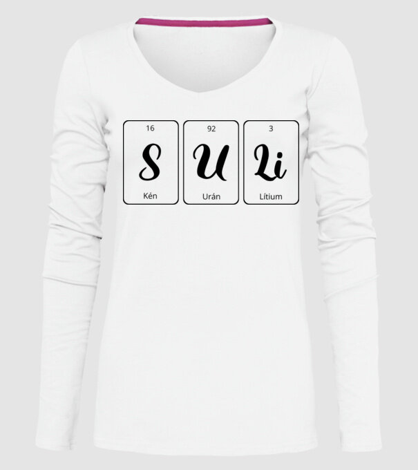 model alb pe tricou