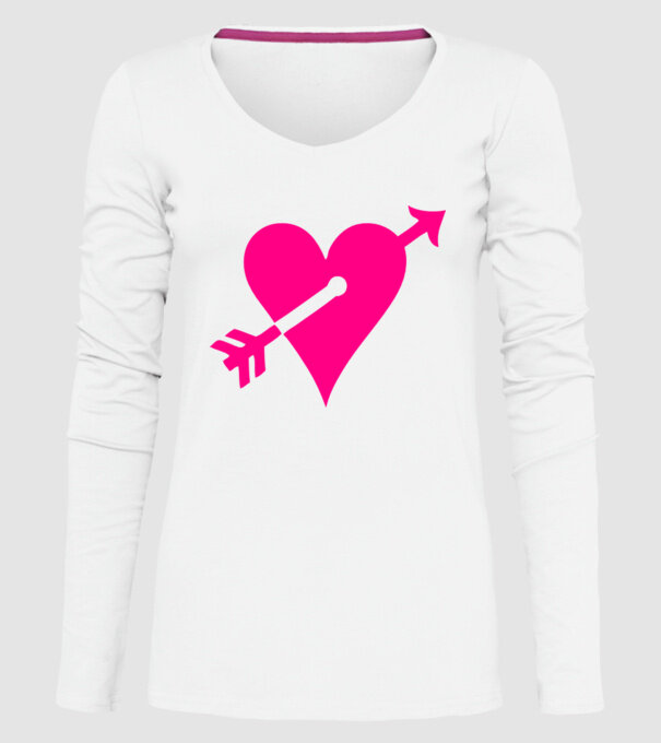 inimă model alb pe tricou