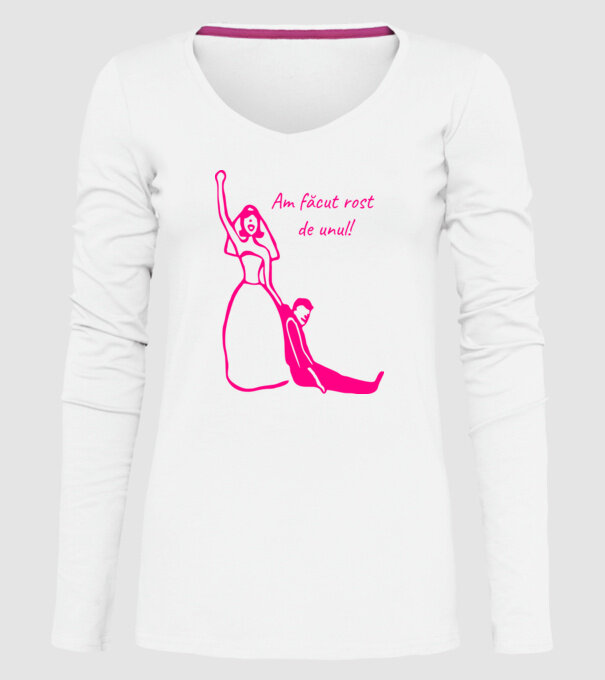 Am făcut rost de unul model alb pe tricou