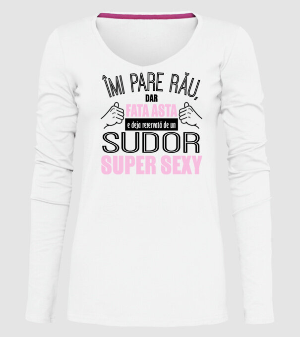 Îmi pare rău, dar fata asta e deja rezervată de un SUDOR super sexy model alb pe tricou