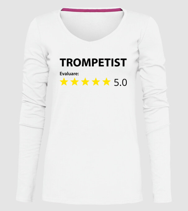 trompetist evaluare model alb pe tricou