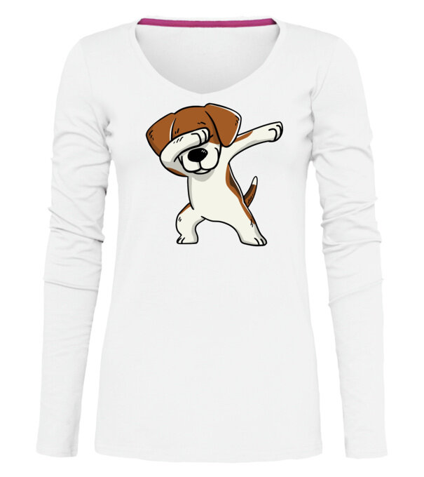  model  pe tricou