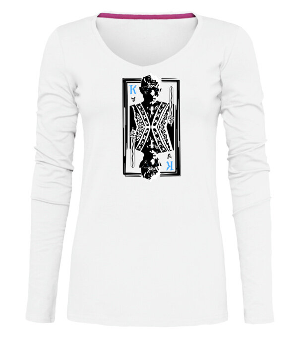  model  pe tricou