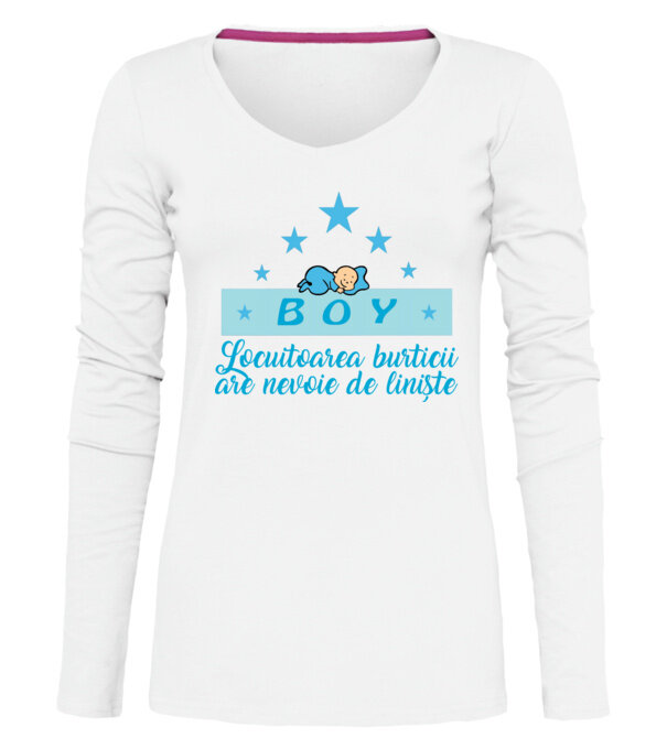  model  pe tricou