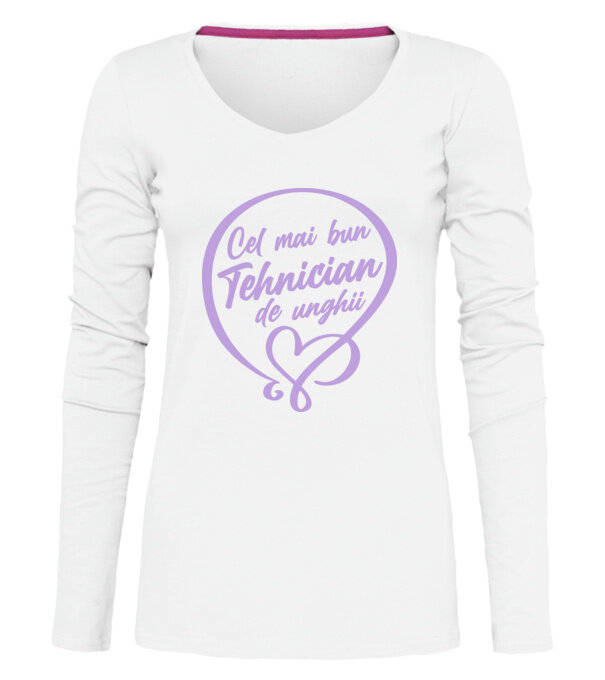  model  pe tricou
