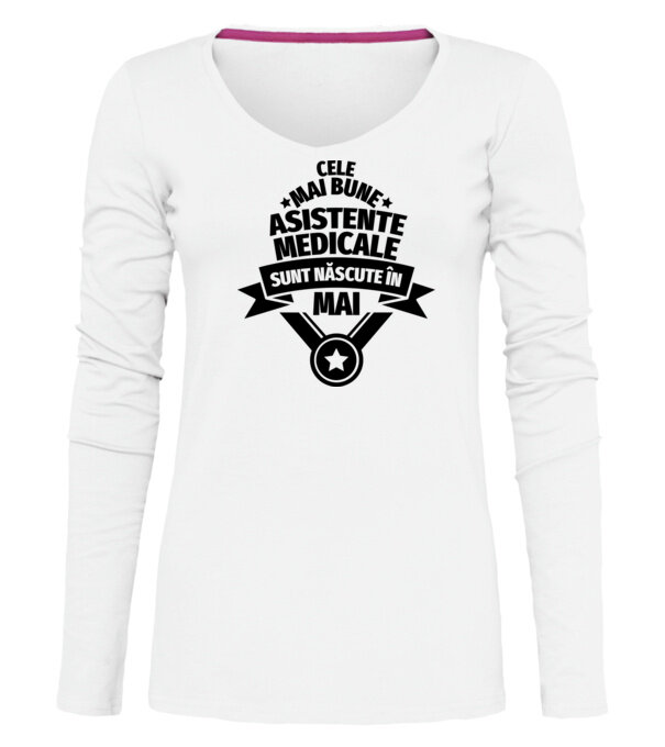  model  pe tricou