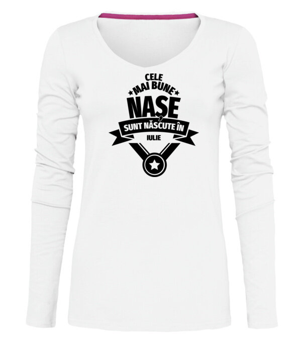  model  pe tricou