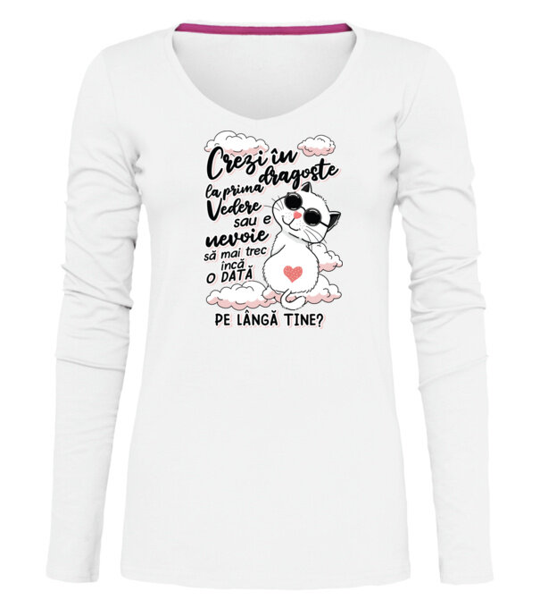  model  pe tricou