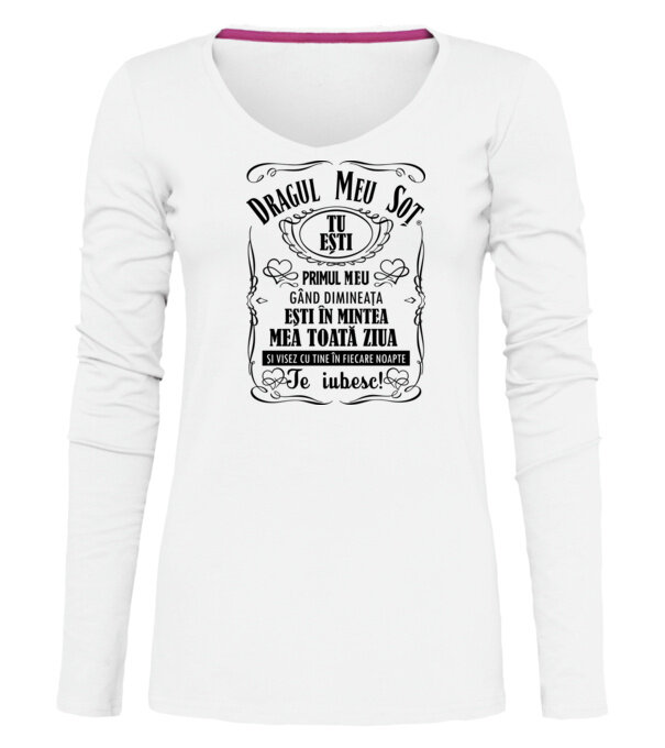  model  pe tricou
