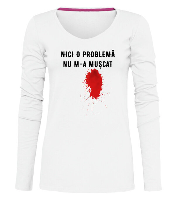  model  pe tricou