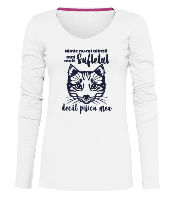  model  pe tricou