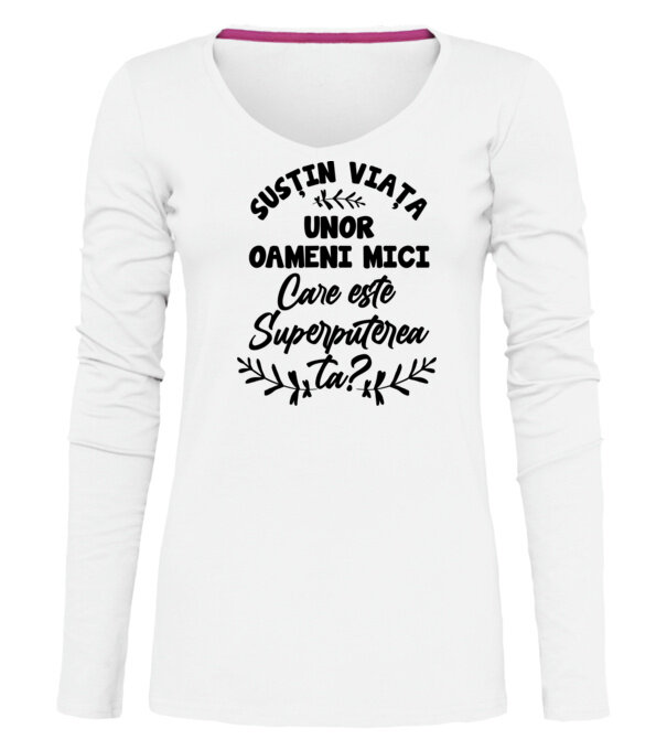  model  pe tricou