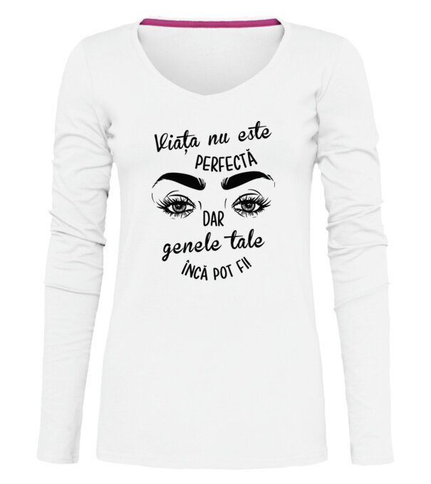  model  pe tricou