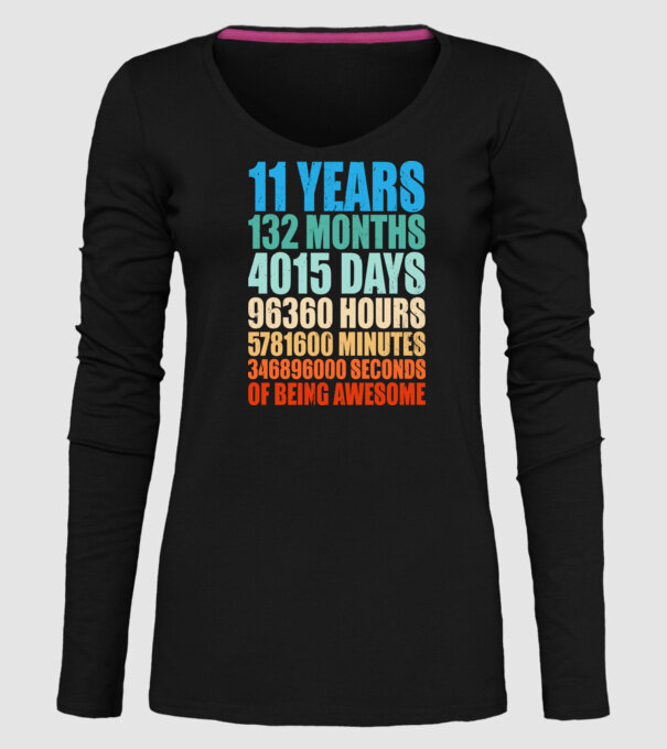 11 years of being awesome model negru pe tricou