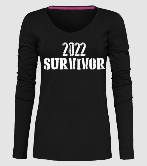 2022 survivor model negru pe tricou