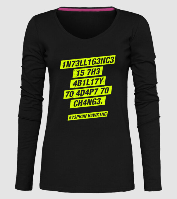 573PH3N H4WK1NG 03 model negru pe tricou