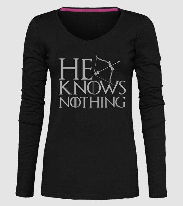 Cuplu He knows nothing model negru pe tricou