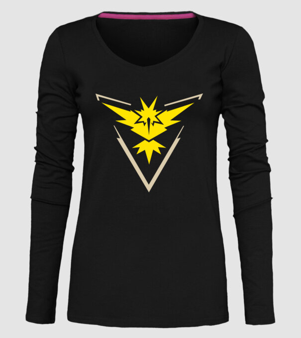 Instinct team logo model negru pe tricou