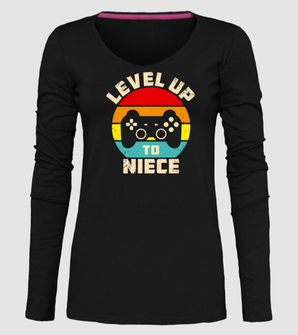 Level Up Niece model negru pe tricou