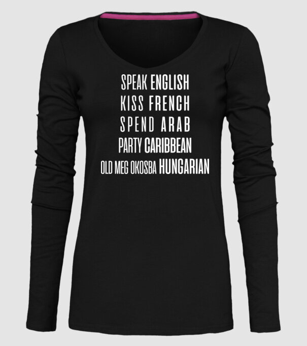 model negru pe tricou