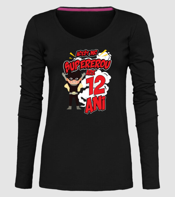 Acest mic supererou are 12 ani model negru pe tricou