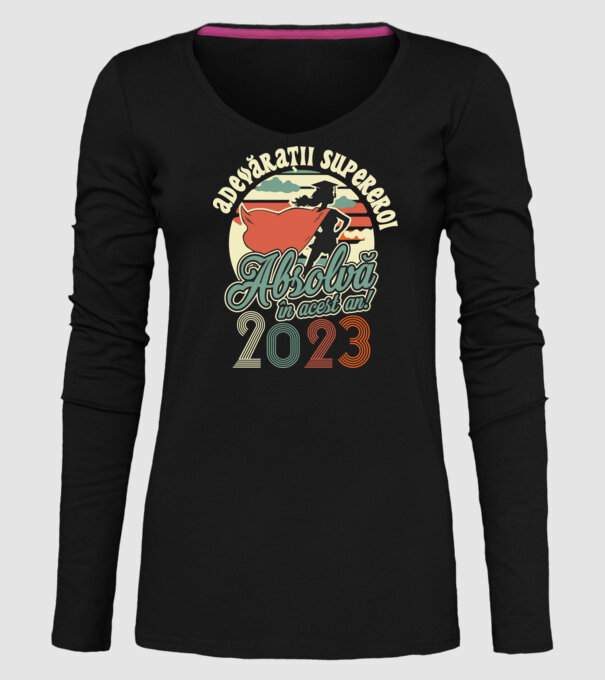 Adevărații supereroi model negru pe tricou