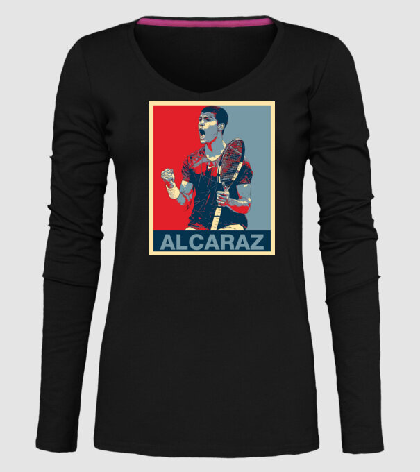 Carlos Alcaraz model negru pe tricou