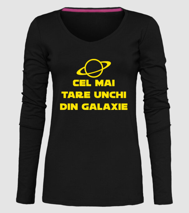Cel mai tare unchi din galaxie model negru pe tricou