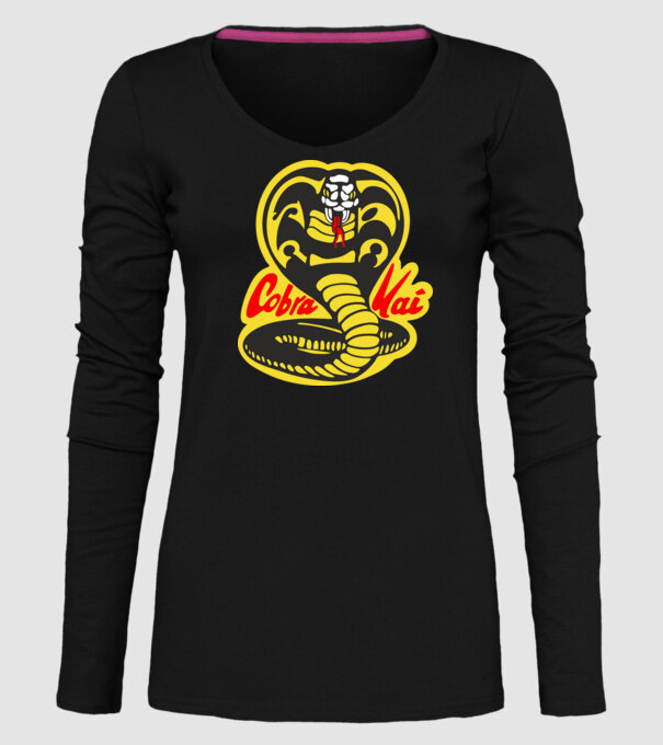 cobra kai logo model negru pe tricou
