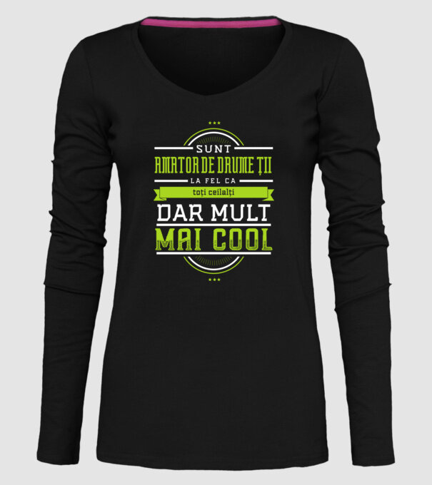 sunt un amator de drumeții, la fel ca toți ceilalți, dar mult mai cool model negru pe tricou
