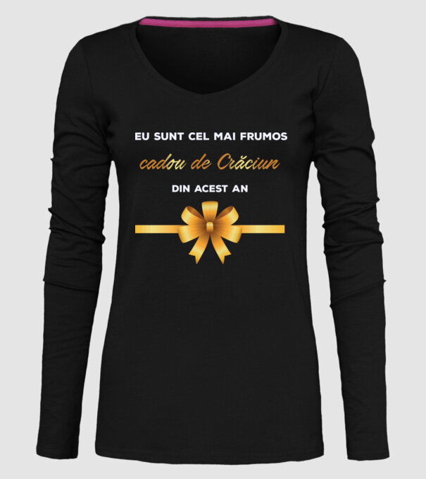 Eu sunt cel mai frumos cadou de Crăciun din acest an model negru pe tricou