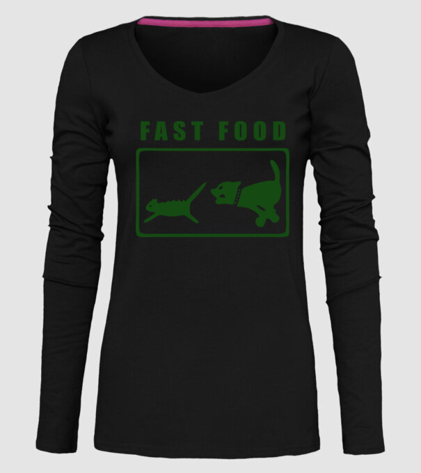 fast food model negru pe tricou