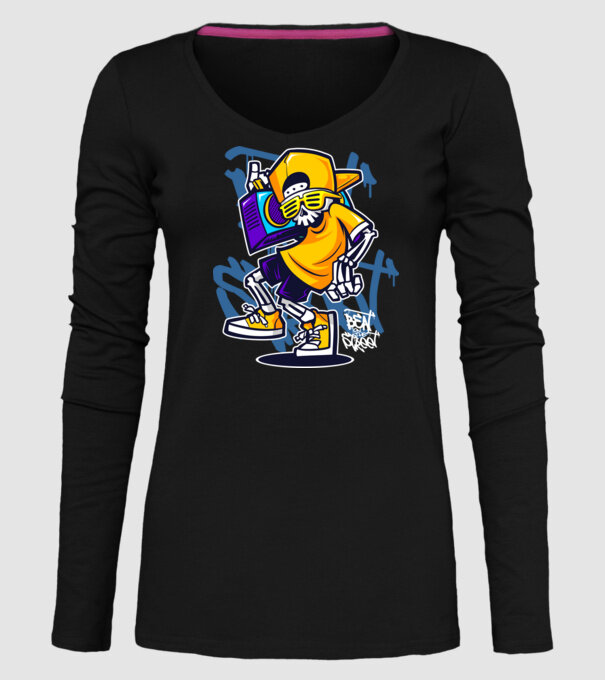 Graffiti model negru pe tricou