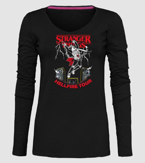 HELLFIRE TOUR model negru pe tricou