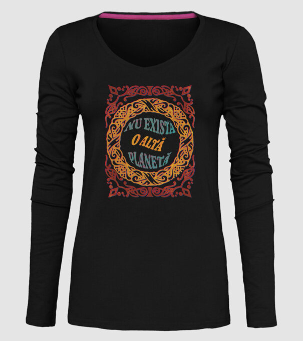 Nu există o altă planetă model negru pe tricou