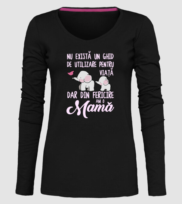 Nu există un ghid de utilizare pentru viață, dar din fericire am o mamă model negru pe tricou