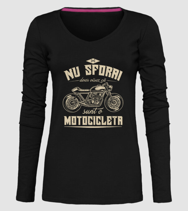 nu sforăi, doar visez că sunt o motocicletă model negru pe tricou