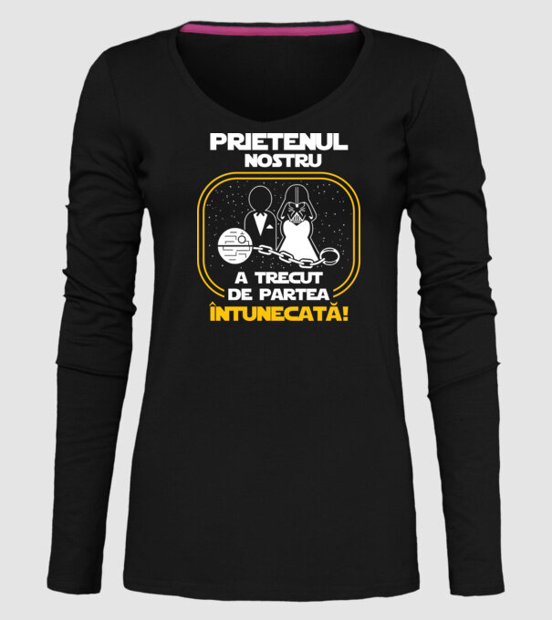 Prietenul nostru a trecut de partea întunecată model negru pe tricou