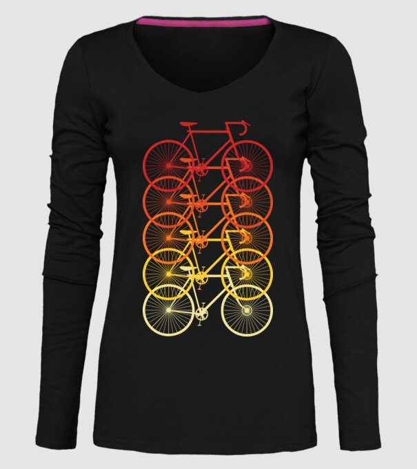 Retro Bike model negru pe tricou