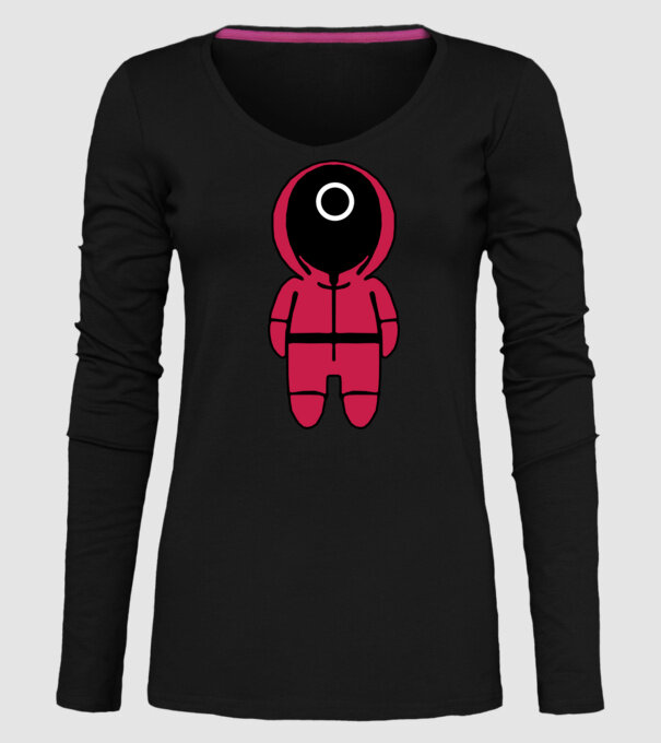 squid game figure model negru pe tricou