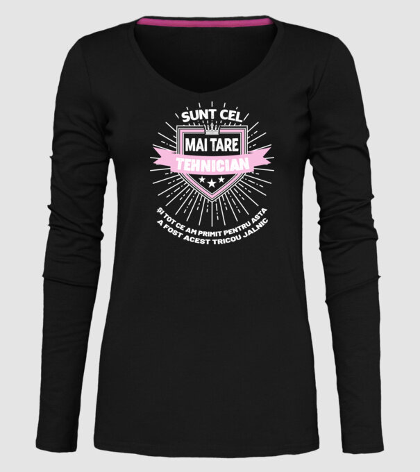 Sunt cel mai tare tehnician de unghii și tot ce am primit pentru asta a fost acest tricou jalnic model negru pe tricou