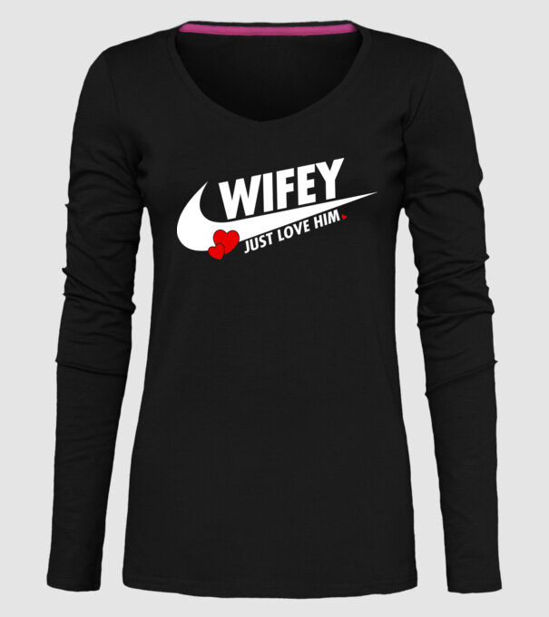 Wifey Just love him alb model negru pe tricou