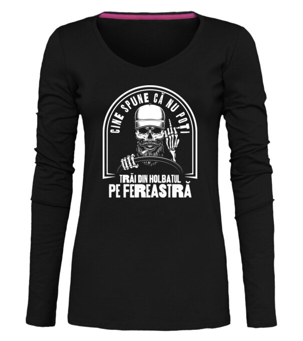  model  pe tricou