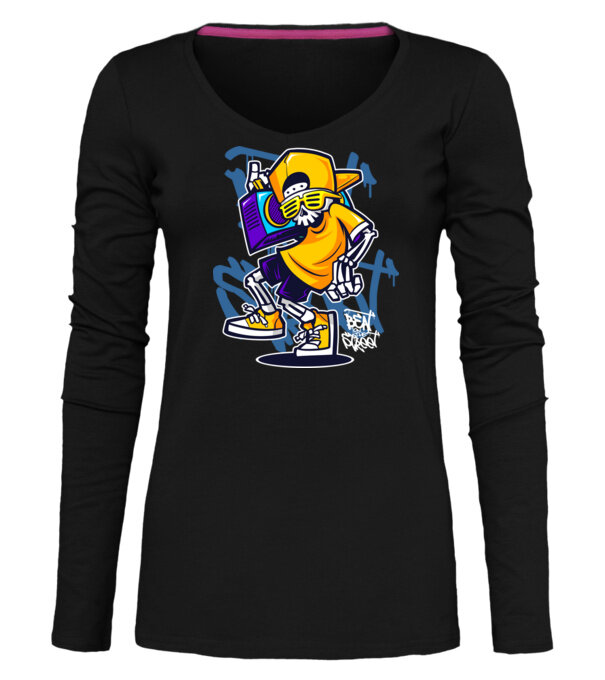  model  pe tricou