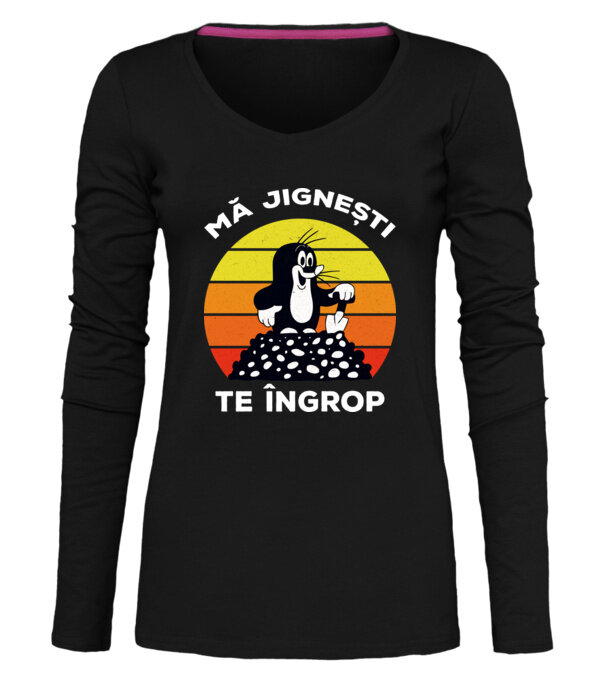  model  pe tricou