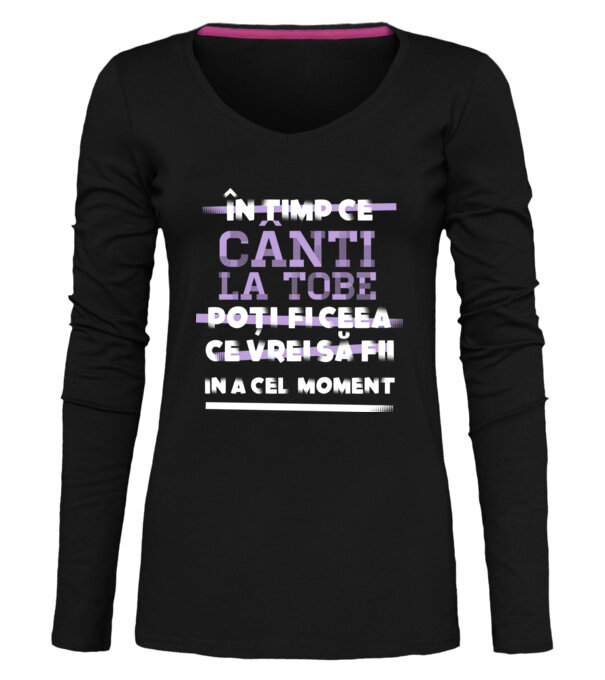  model  pe tricou
